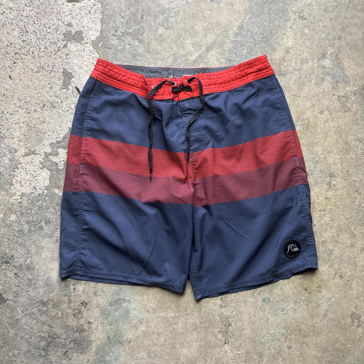 Red and navy Quiksilver board shorts - W32