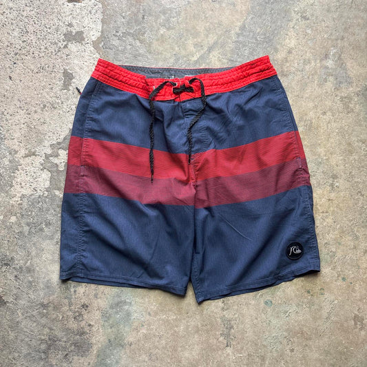 Red and navy Quiksilver board shorts - W32