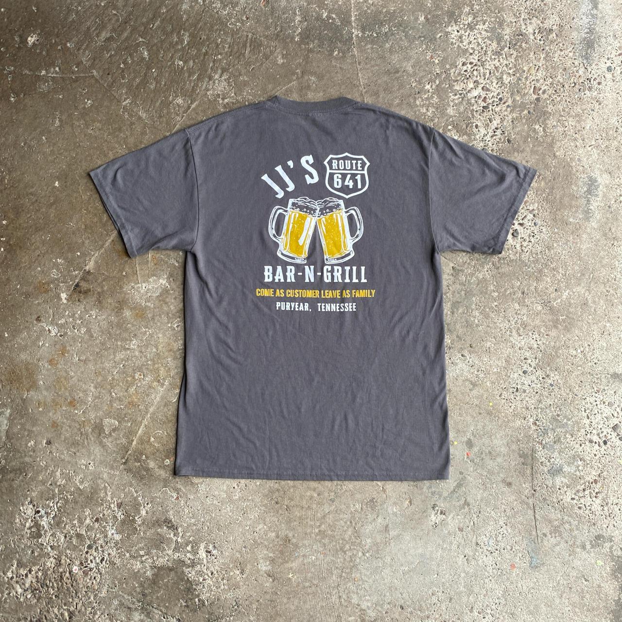 Grey Graphic Bar & Grill T-Shirt - M