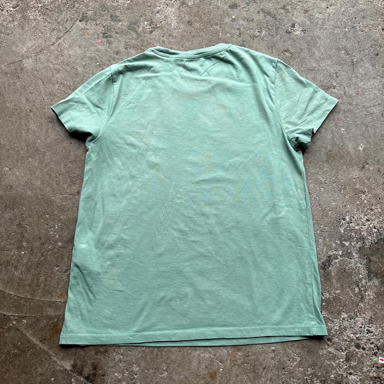 Green Levi’s t-shirt with nice logo print
