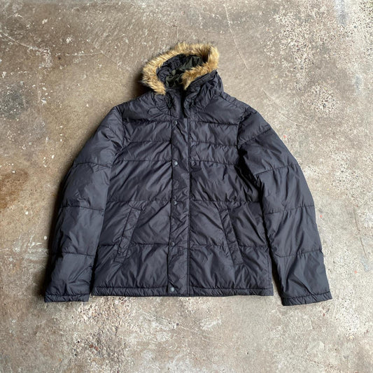 Black Levi’s Hooded Puffer Jacket - M