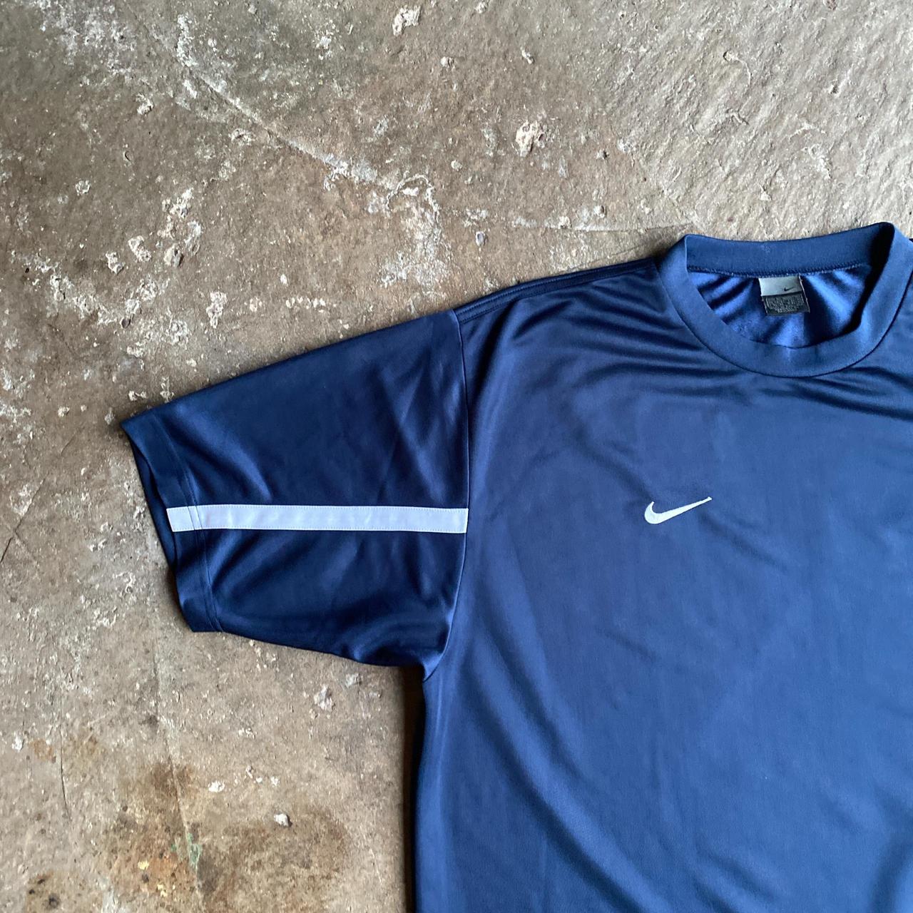 Vintage Navy Nike Sportswear T-Shirt - XL