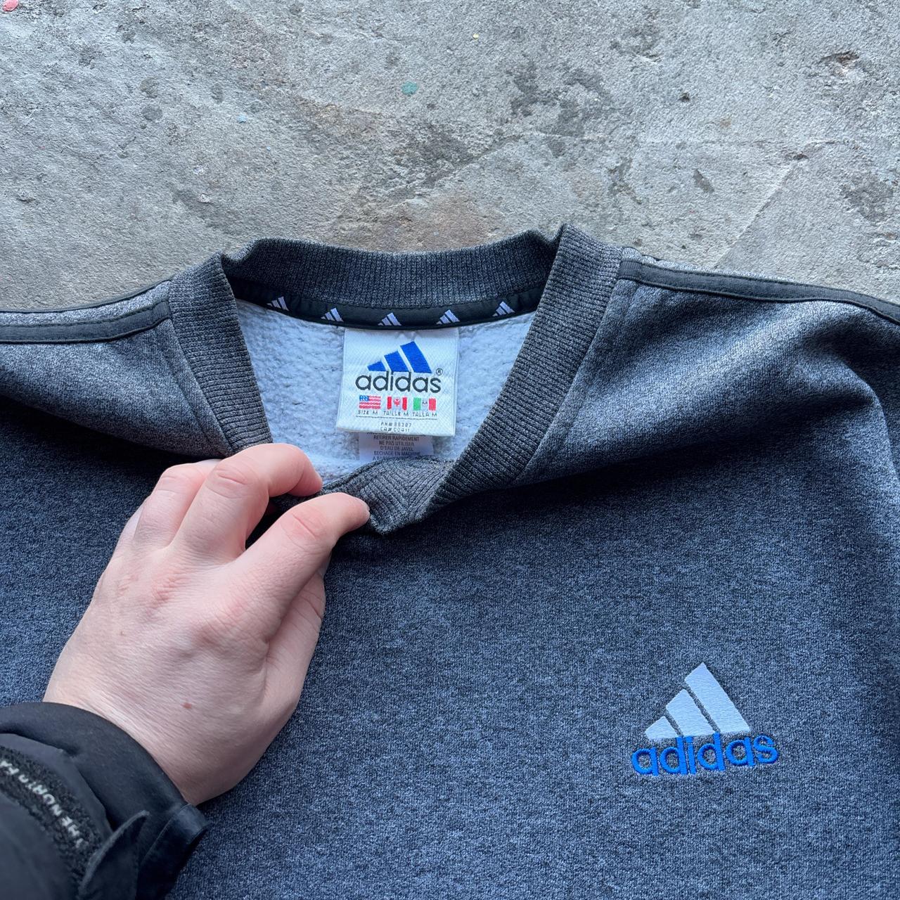 Vintage grey adidas sweatshirt with black stripes