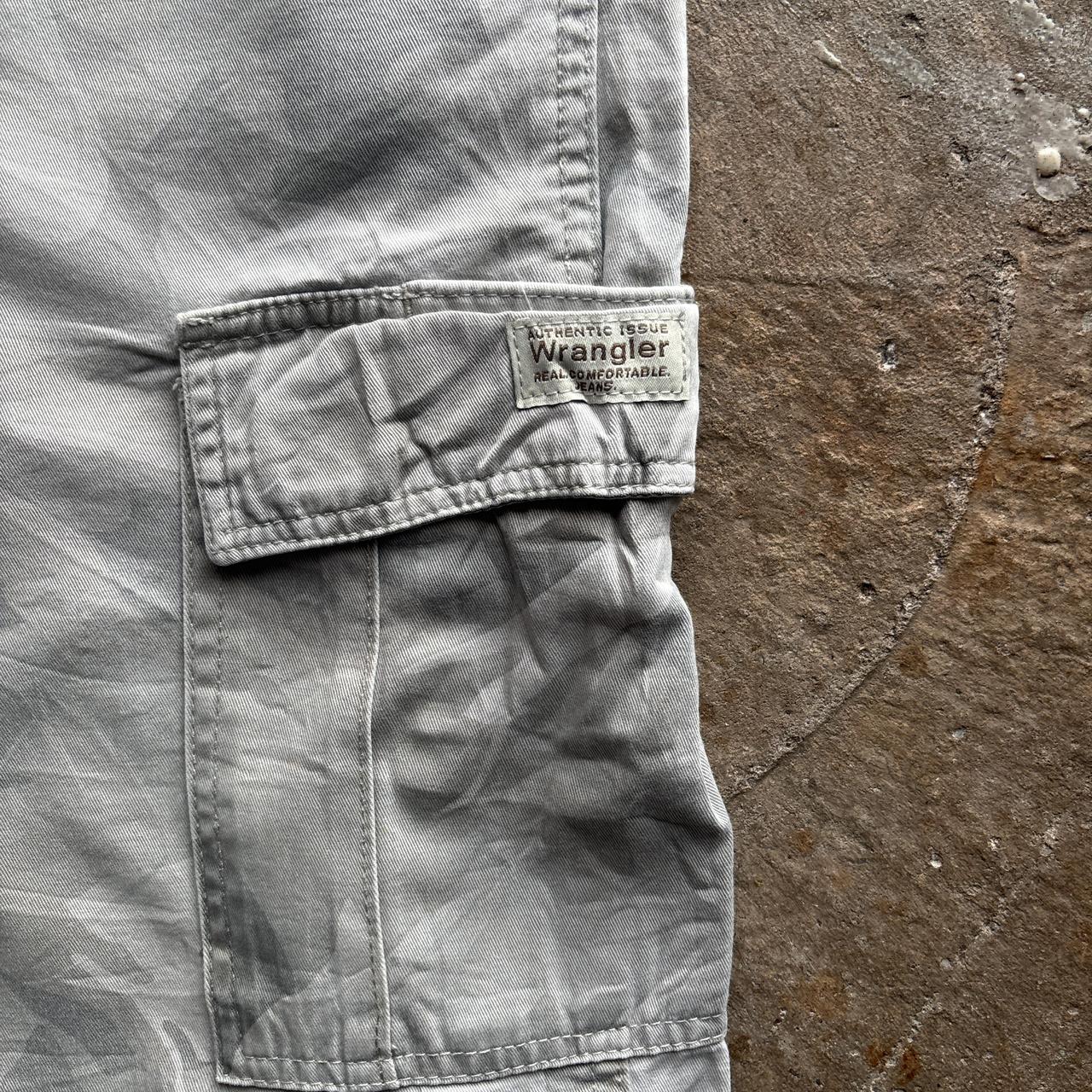 Grey Camo Wrangler Cargo Shorts - W44