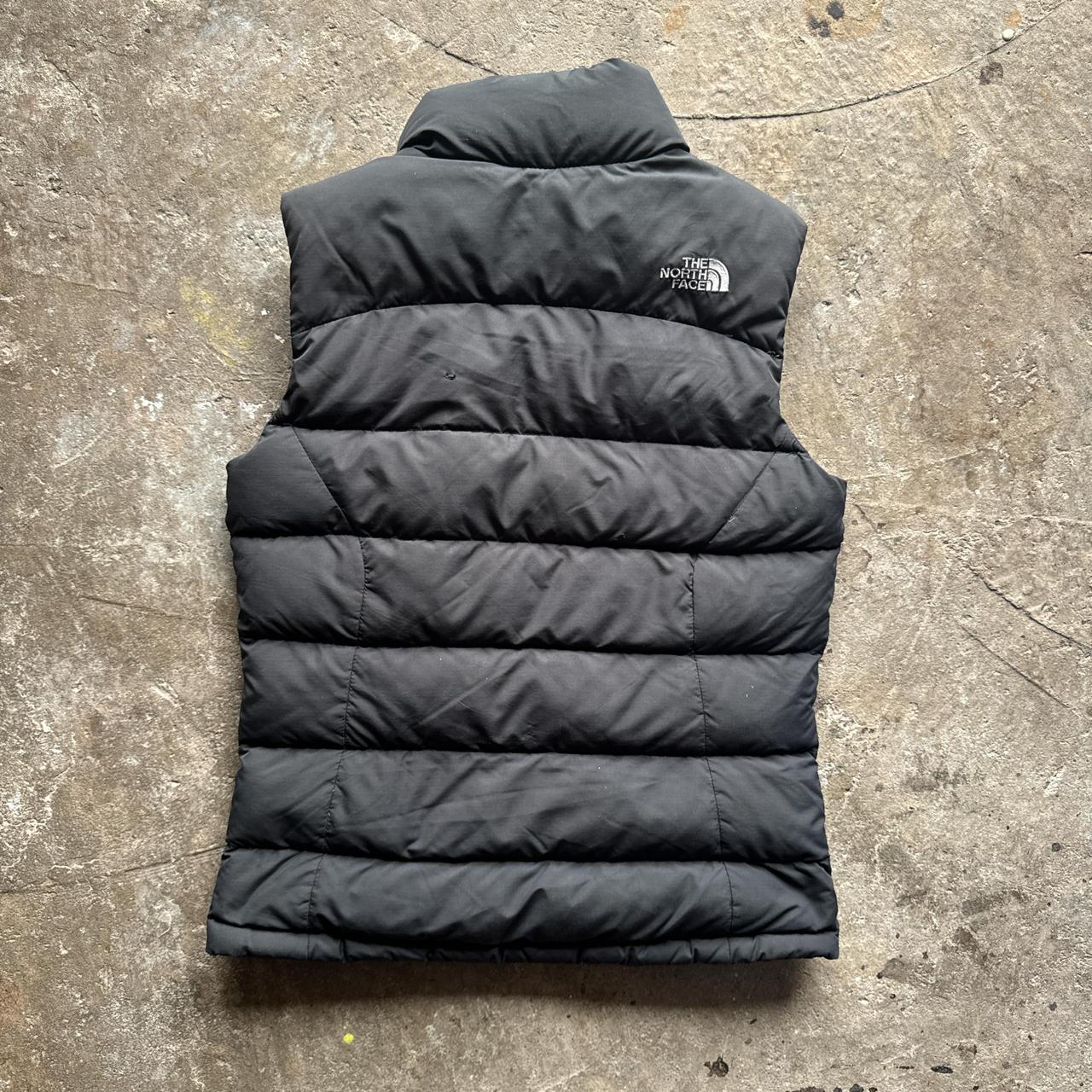 Black North Face 700 puffer gilet