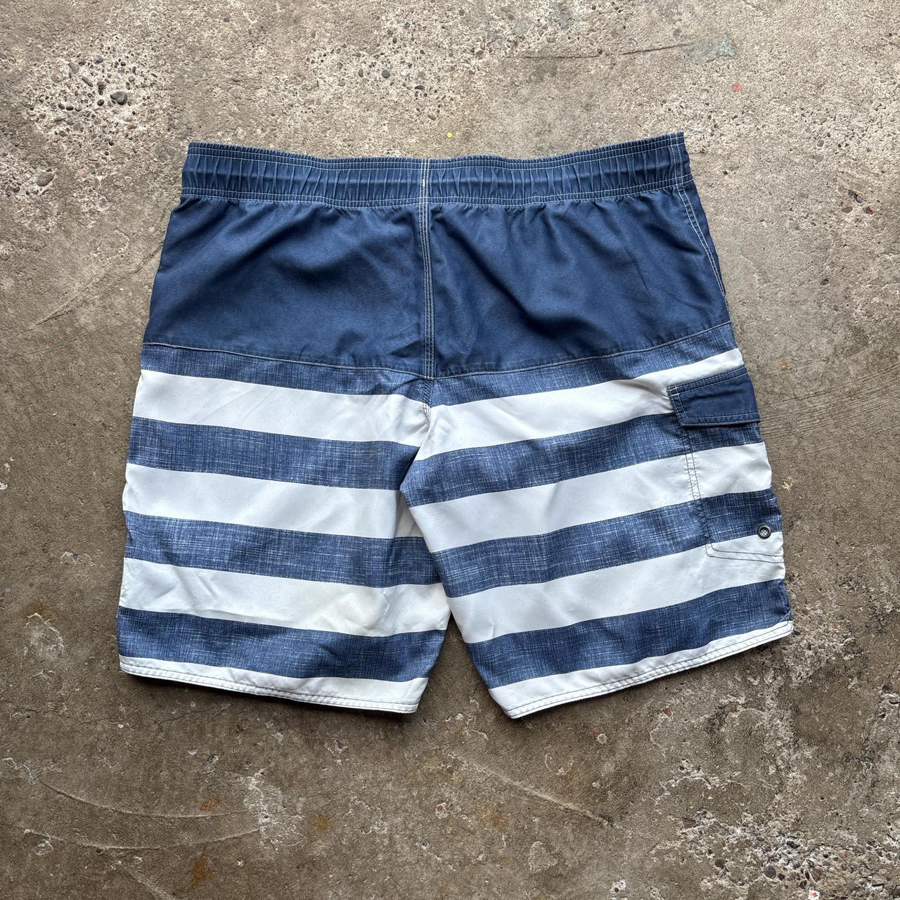 00s blue and white O’Neill board shorts - XL