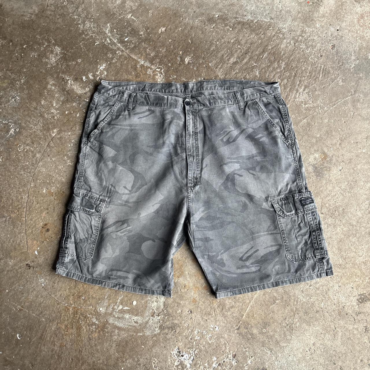 Wrangler Grey Camo Cargo Shorts w/ Relaxed Fit