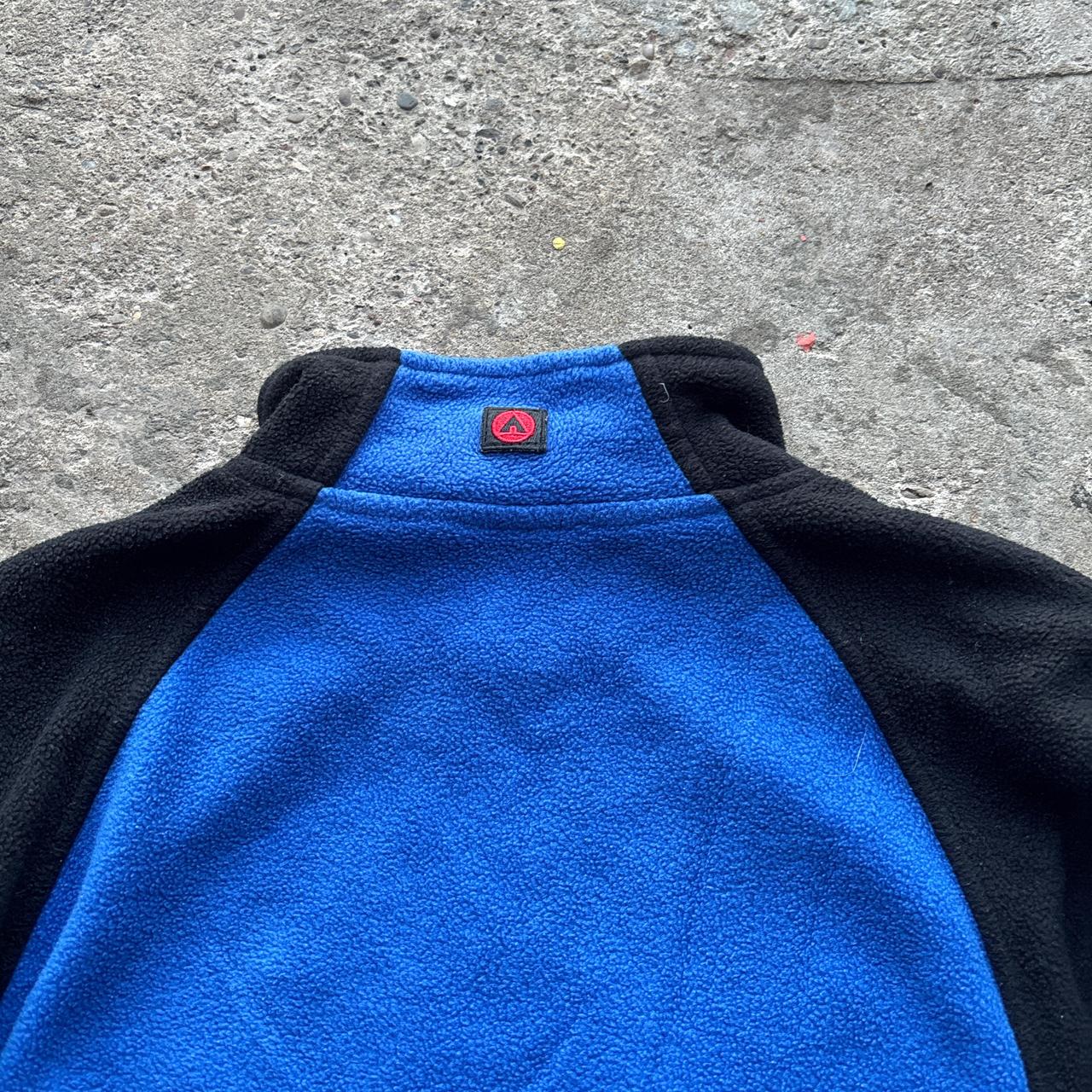 Blue and black Airwalk Zip-up fleece