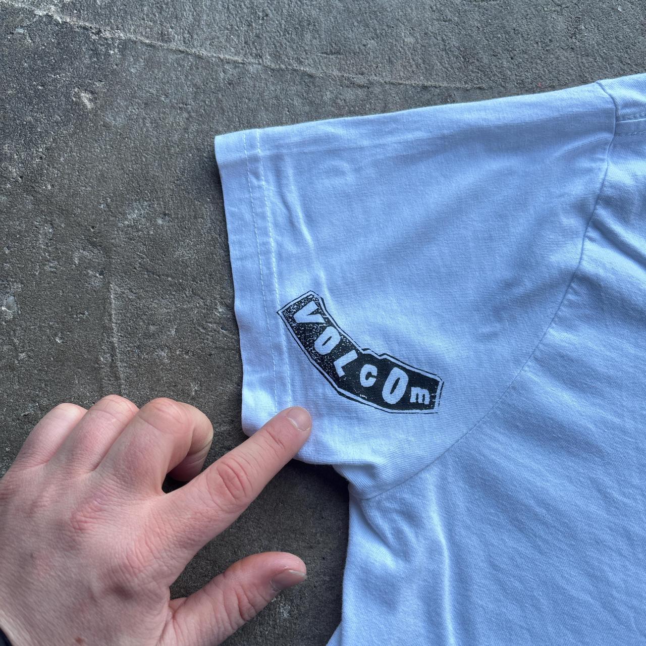 Vintage White Volcom graphic t-shirt - S