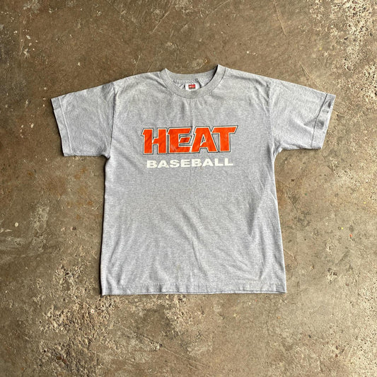 Vintage Grey Nike Graphic Baseball T-Shirt - XL (women’s)