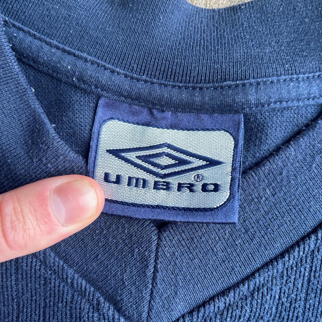 Navy Umbro Waffle V-Neck T-Shirt - XL