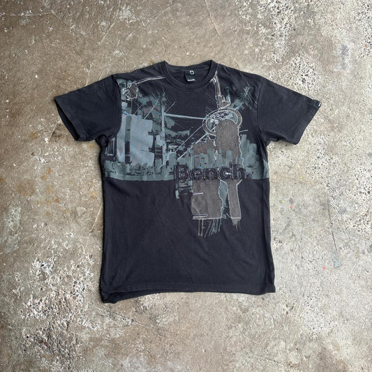 Black & Grey Bench Y2K T-Shirt - L