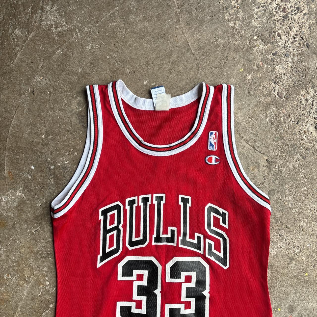 Vintage 90s Champion Chicago Bulls Scottie Pippen Red Basketball Jersey