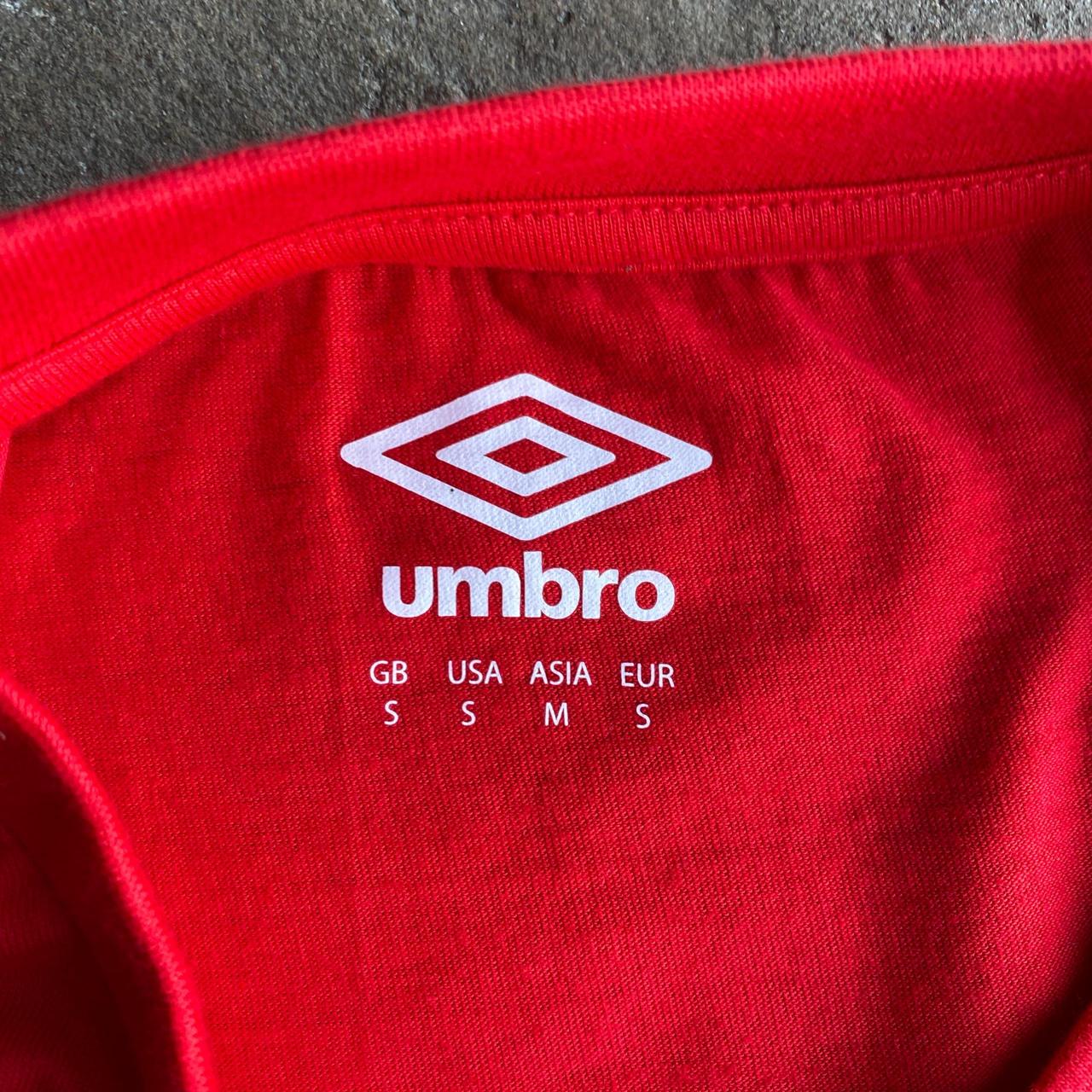 Red Umbro Logo Design T-Shirt - S