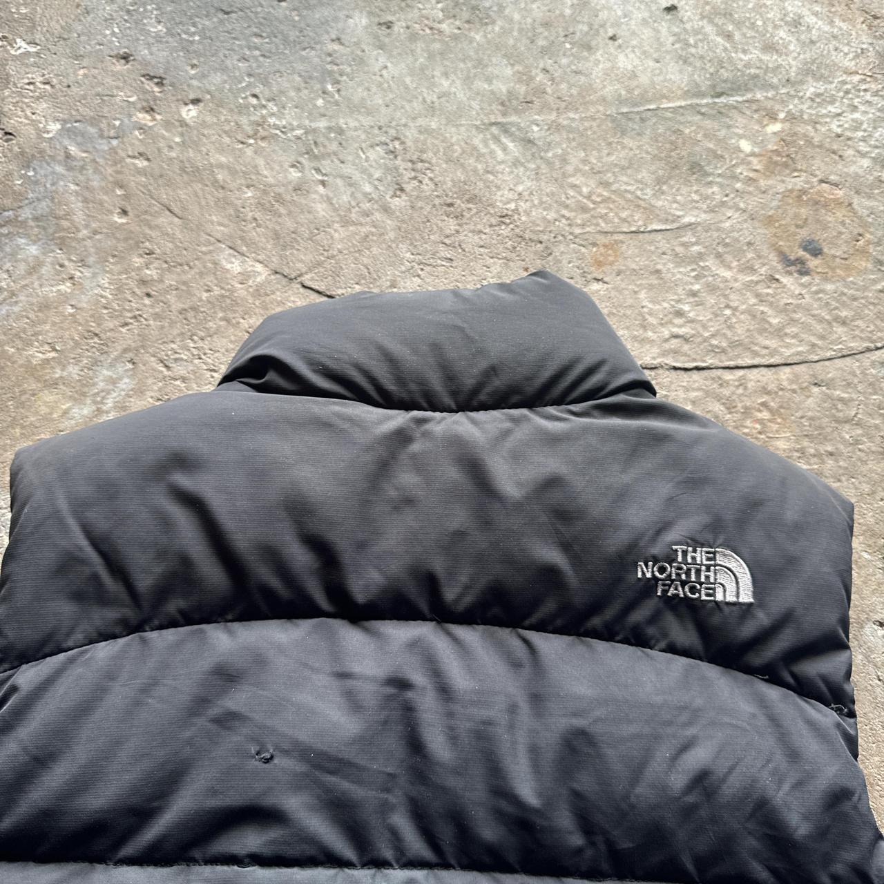Black North Face 700 puffer gilet