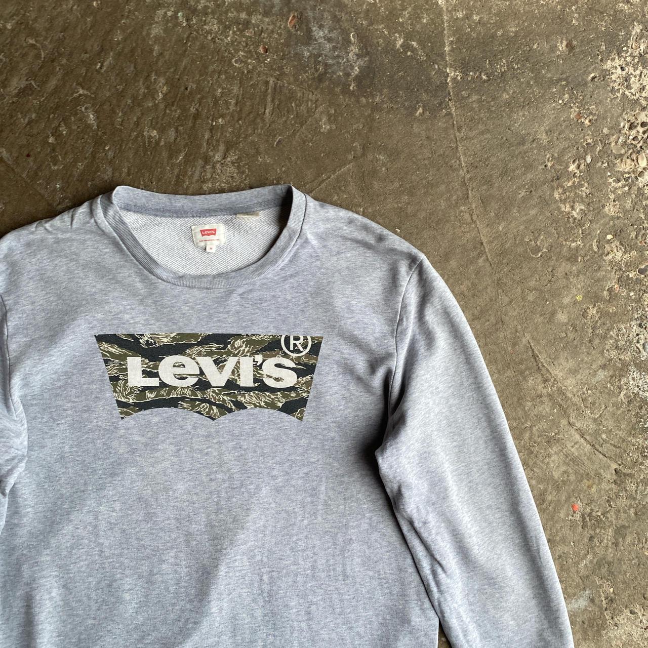 Grey Levi’s Logo Graphic Sweatshirt - M