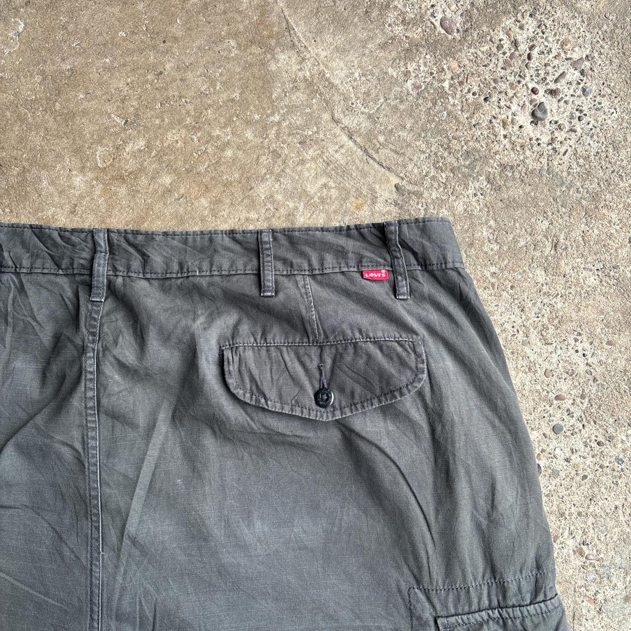 Black/Dark Grey Levi’s Cargo Pants