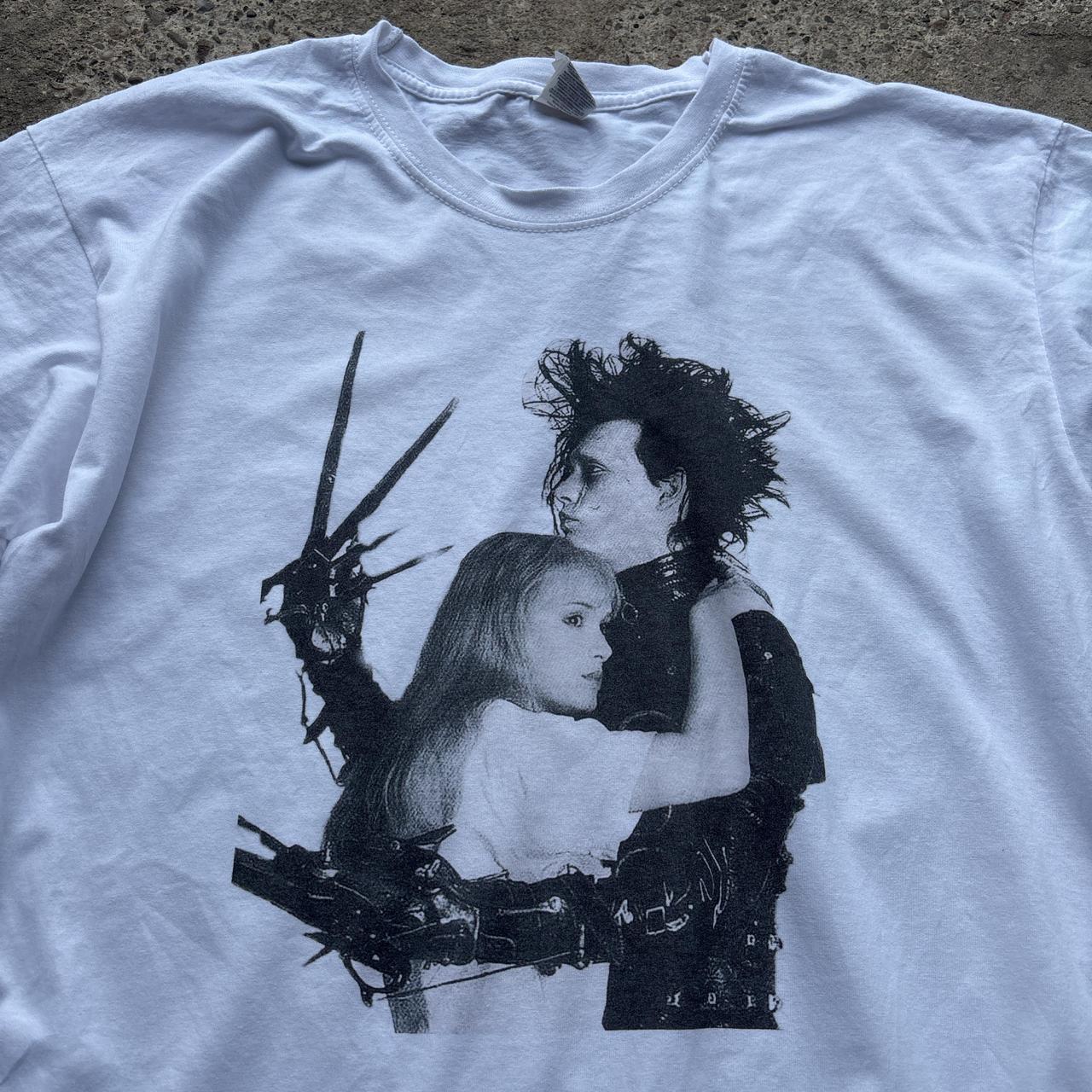 White Edward Scissor Hands movie graphic tee- L
