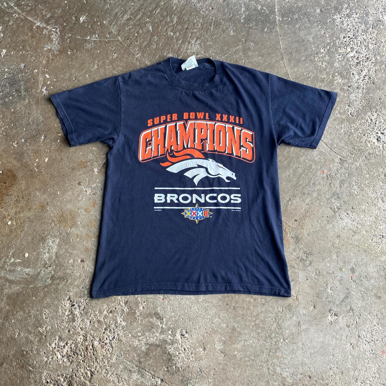 Navy Vintage 1998 Super Bowl XXXII Denver Broncos Champions T-Shirt - M