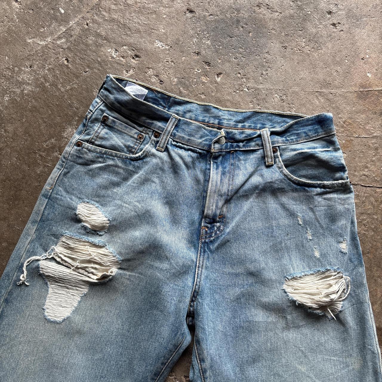 Distressed Levi’s blue denim Jorts - W30