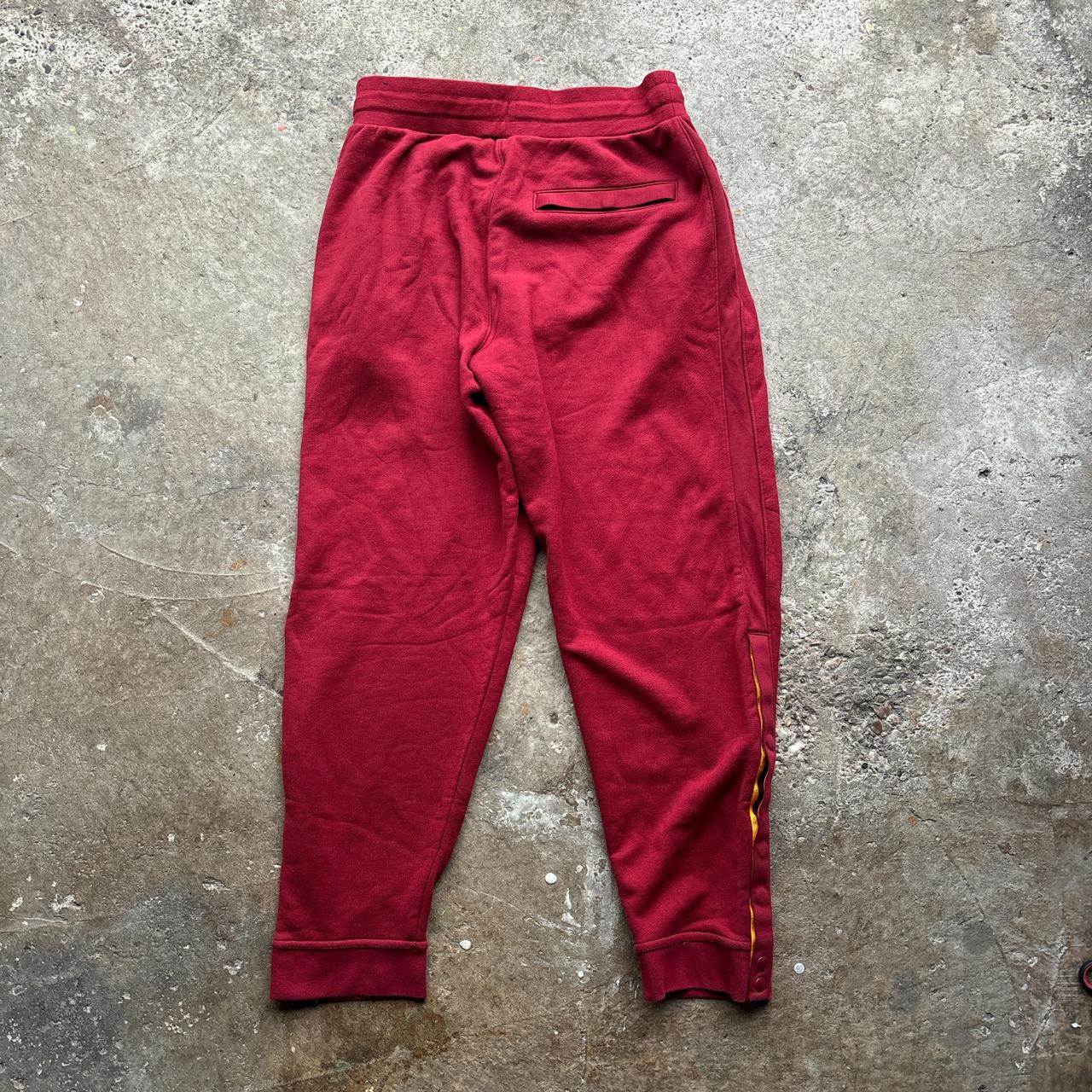 Nike NBA Cleveland Cavaliers red and yellow sweatpants