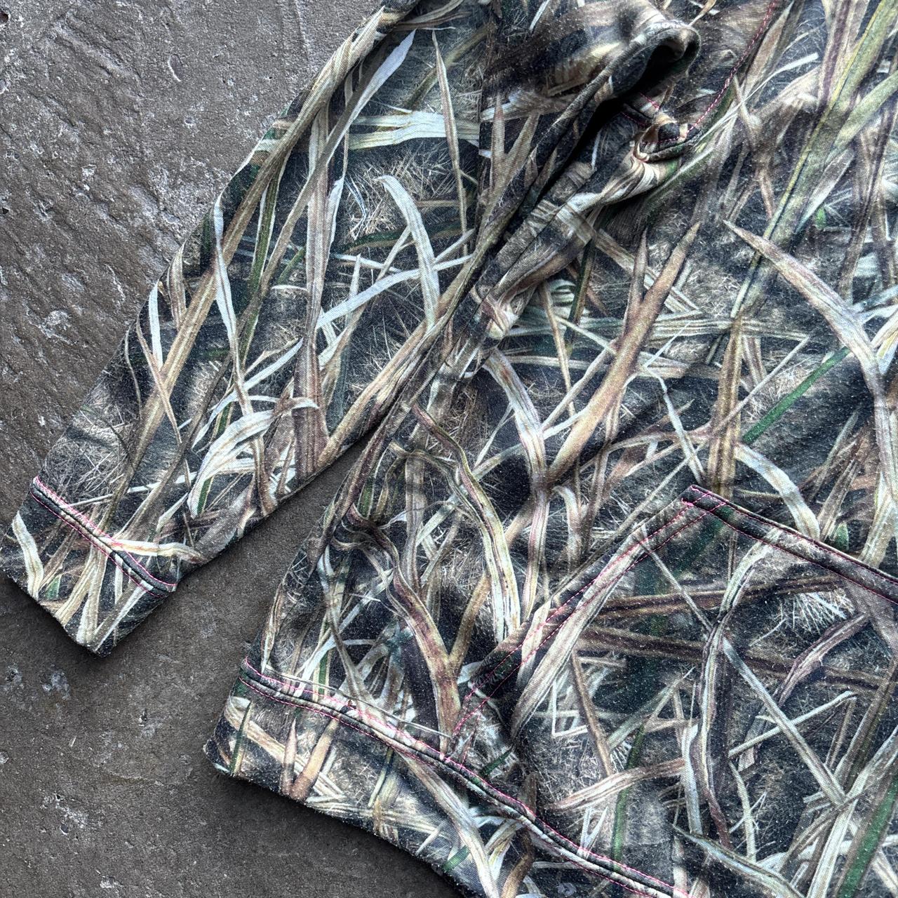 Real tree Mossy Oak hoody with pink logo - L