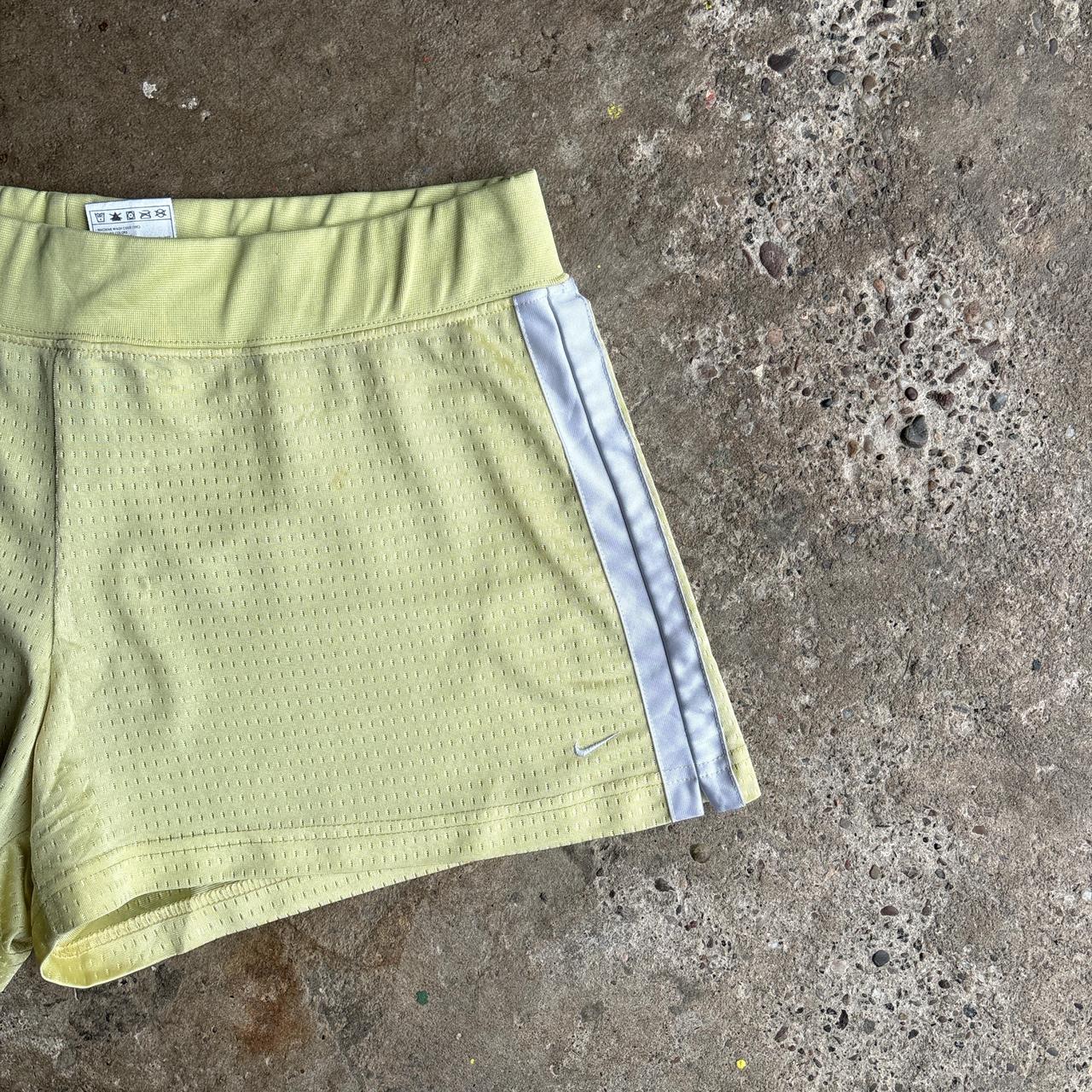 Yellow Nike Basketball Shorts - XL (women’s)