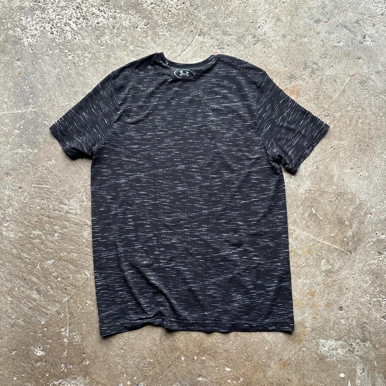 Black Under Armour activewear top - L