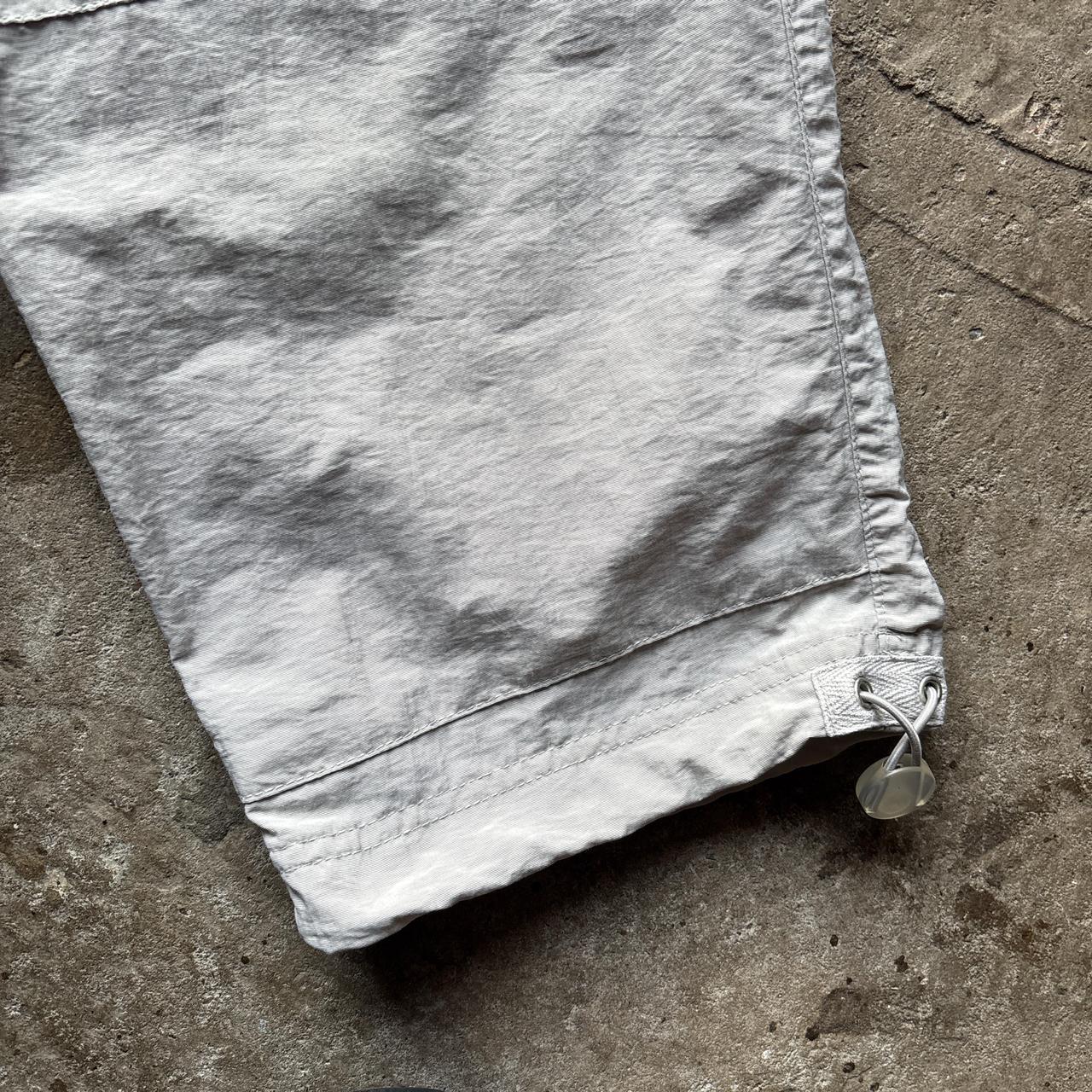 Cream Reebok 3/4 length shorts - Size 14