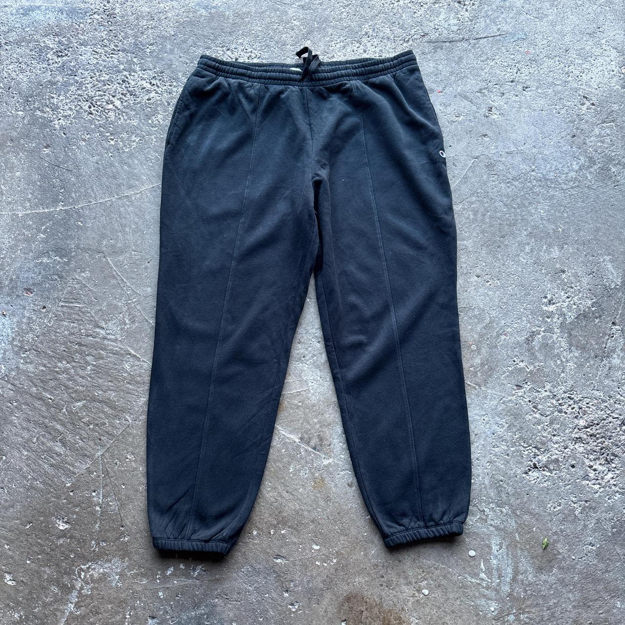 Black Champion sweatpants - XL