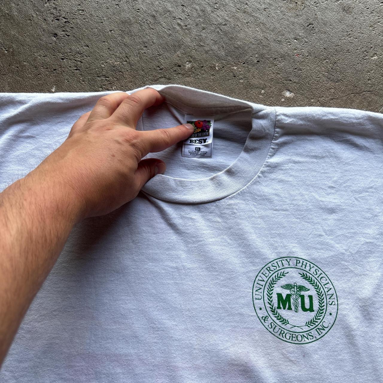 90s University graphic t-shirt - XL