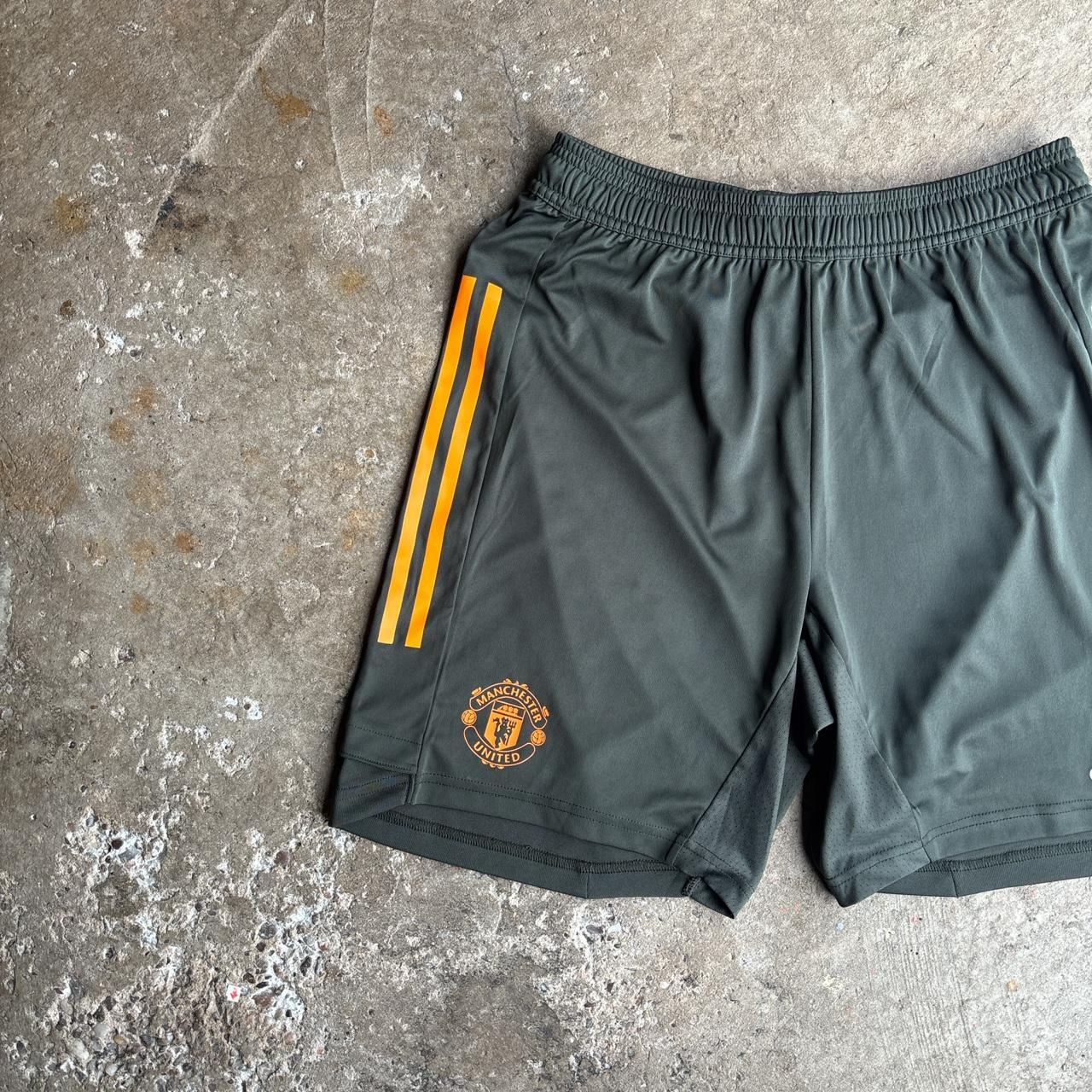 Dark Green Adidas 2020/21 Manchester United Adidas Training Shorts