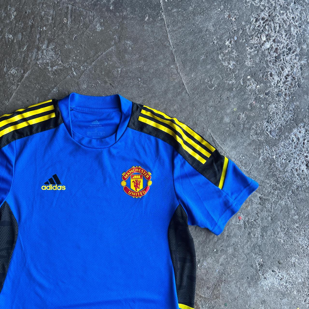 Blue Manchester United Adidas Training T-Shirt - S