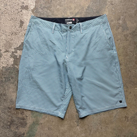 Blue chequered Quiksilver board shorts - W34