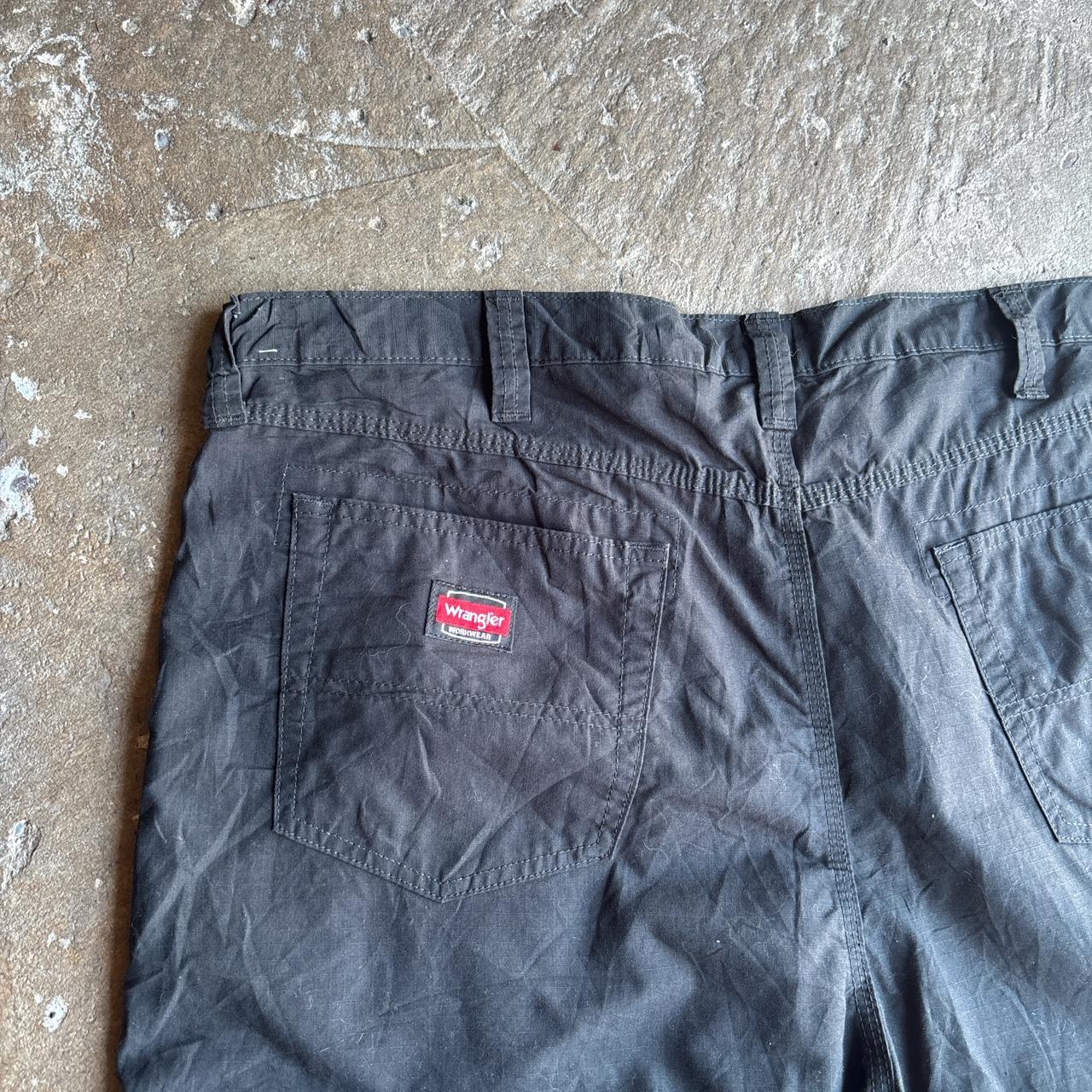 Black Wrangler Workwear Shorts