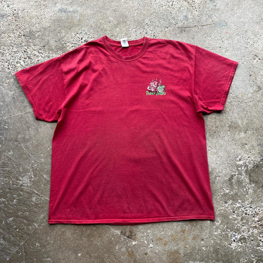 Red vintage graphic tee with ‘Tacky Jacks’ print - XXL