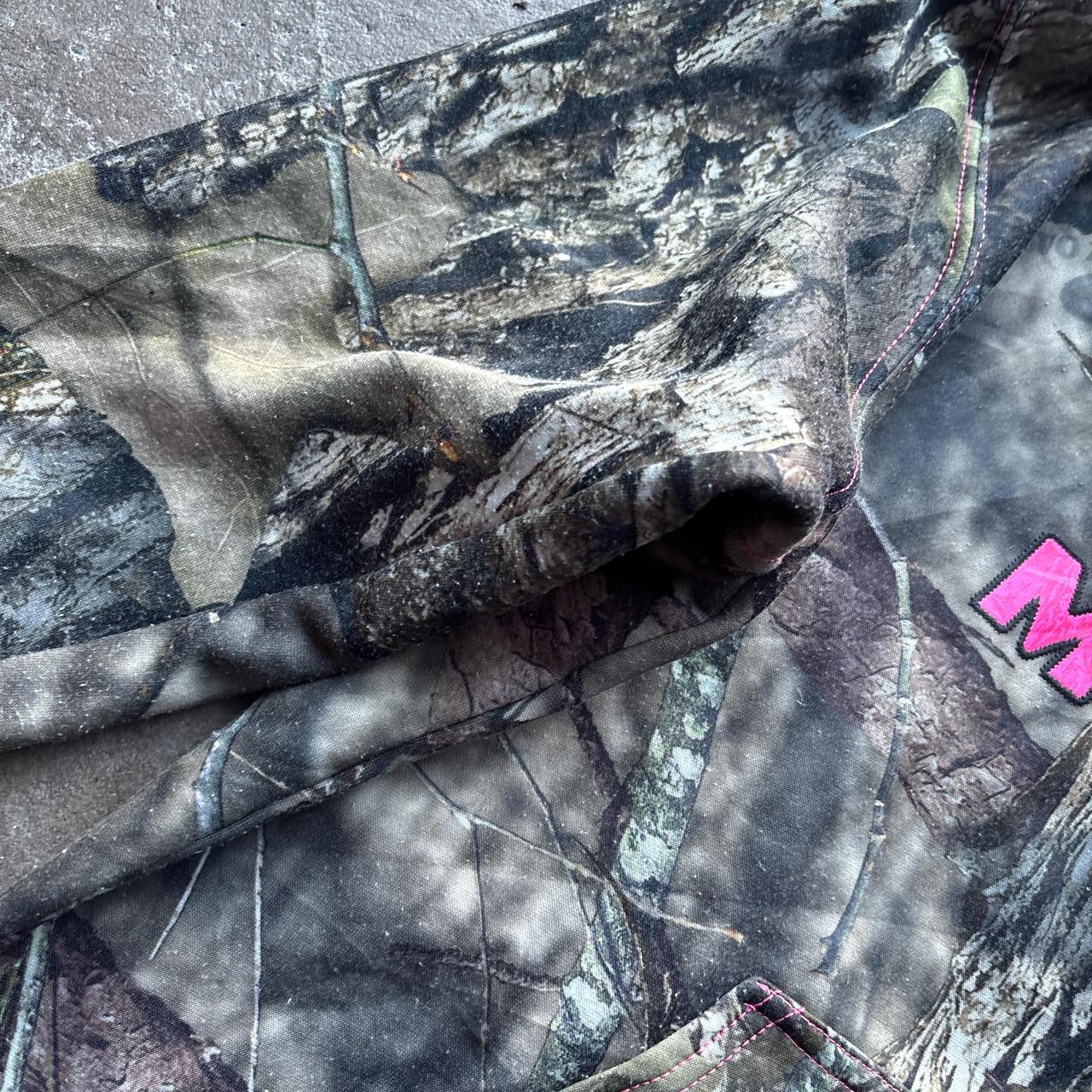 Real tree Mossy Oak hoody with pink logo - L