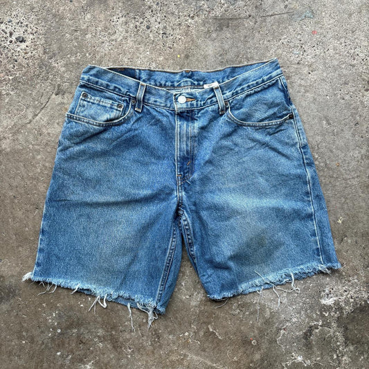 Blue denim Levi’s cut shorts