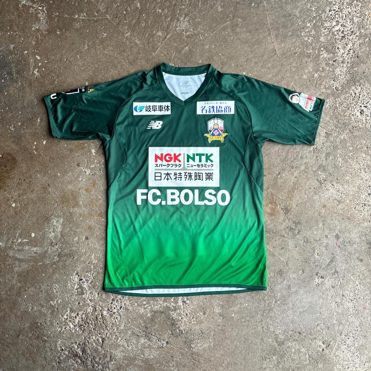 Green New Balance FC Gifu 2019 Home Kit