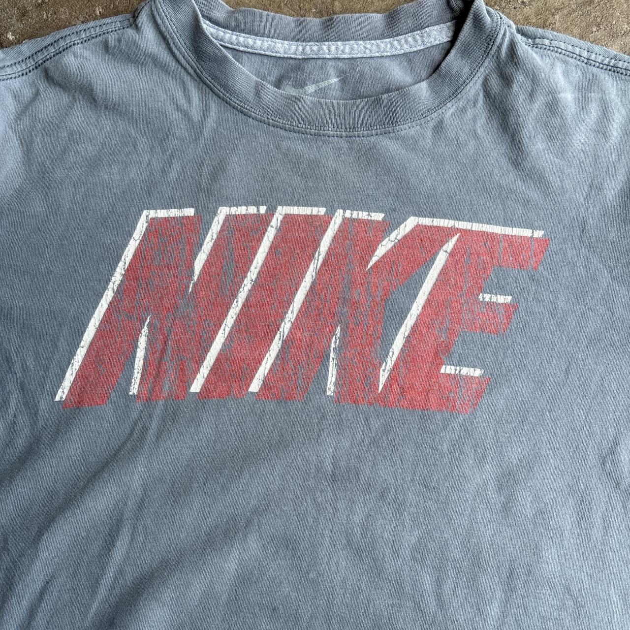 Grey Nike T-Shirt w/ Logo Print