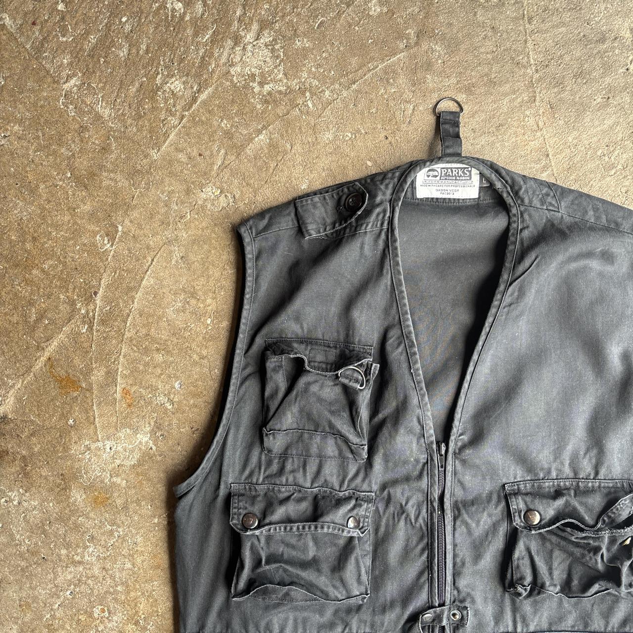 Black Utility Vest w/ Technical 3D Pockets - L