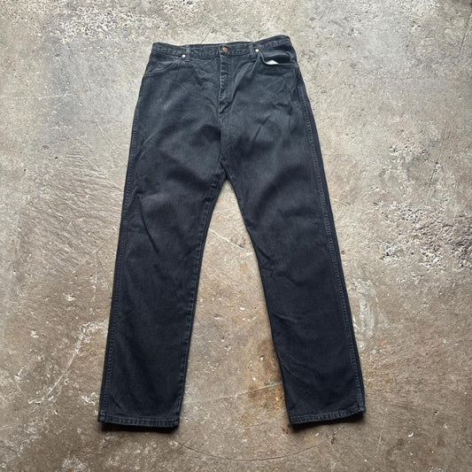 Black Wrangler Jeans - W36