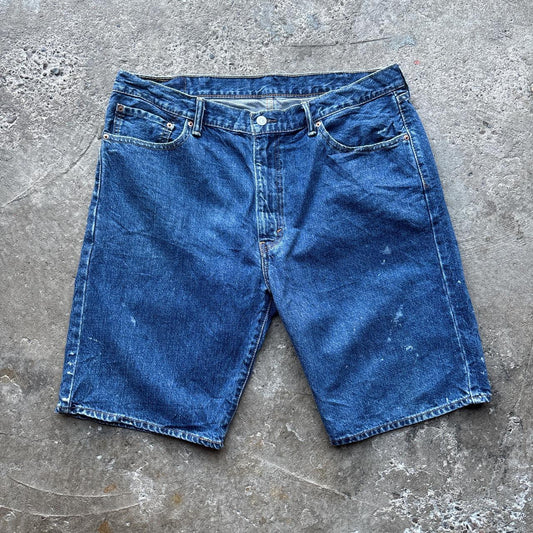 Blue denim Levi’s 505 shorts