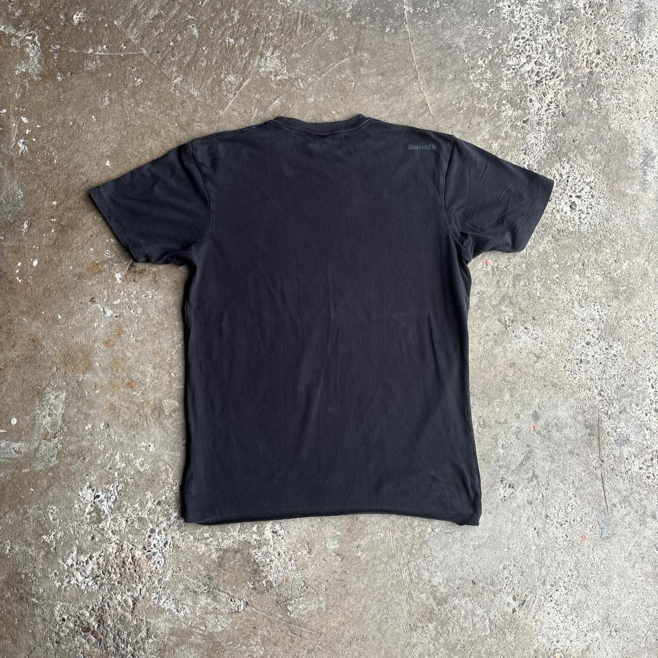 Black & Grey Bench Y2K T-Shirt - L