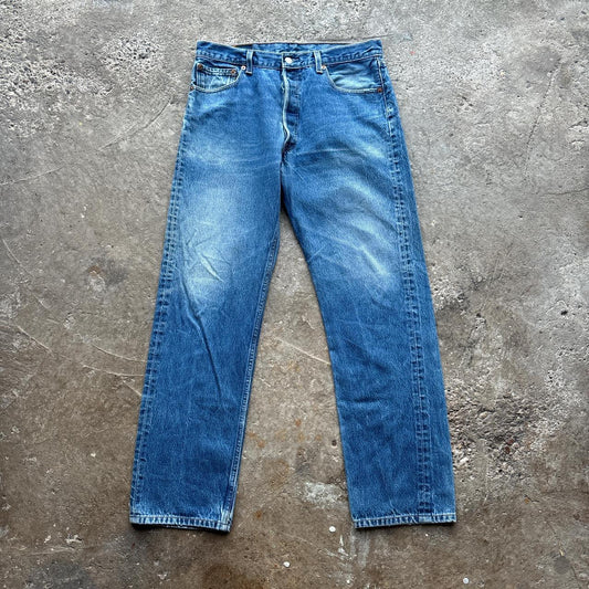 Vintage Blue denim Levi’s 501xx jeans