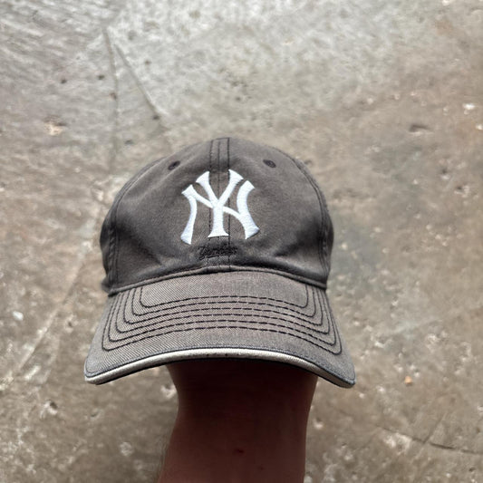 Vintage New York Yankees MLB cap - OS