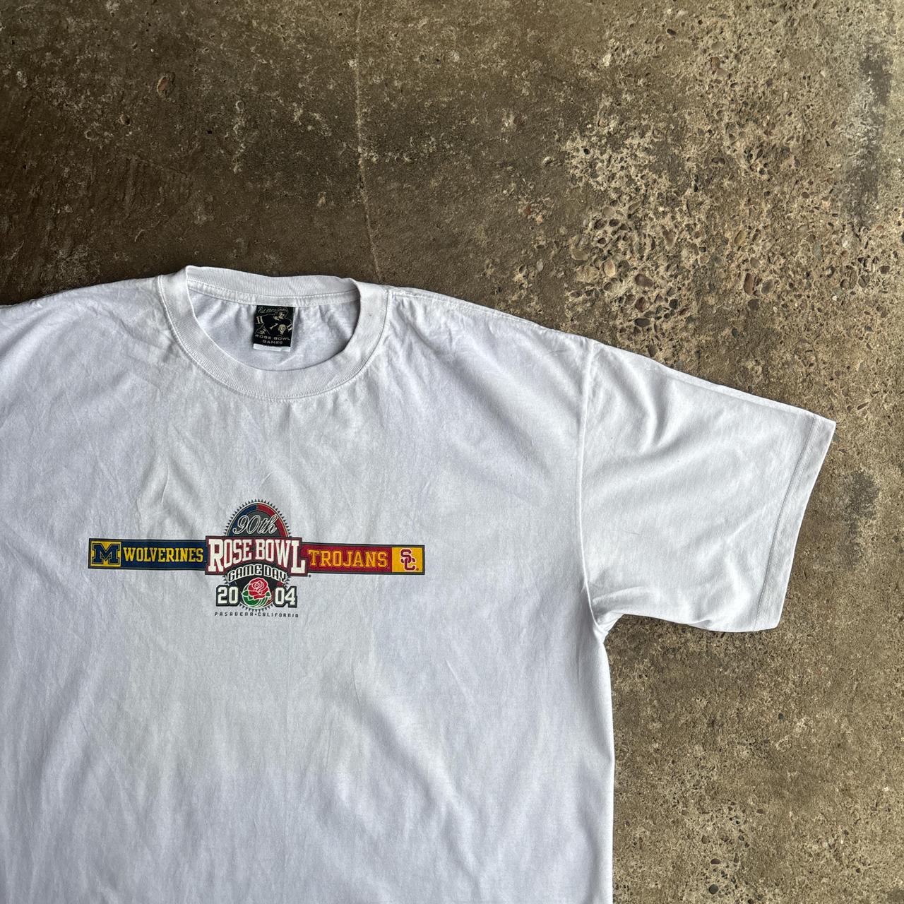 Vintage White Graphic Rose Bowl 2004 T-Shirt - XL