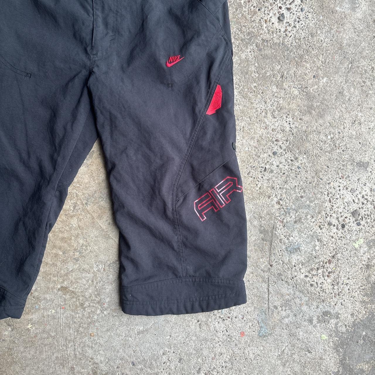 Black Nike AIR 3/4 Length Cargo Shorts