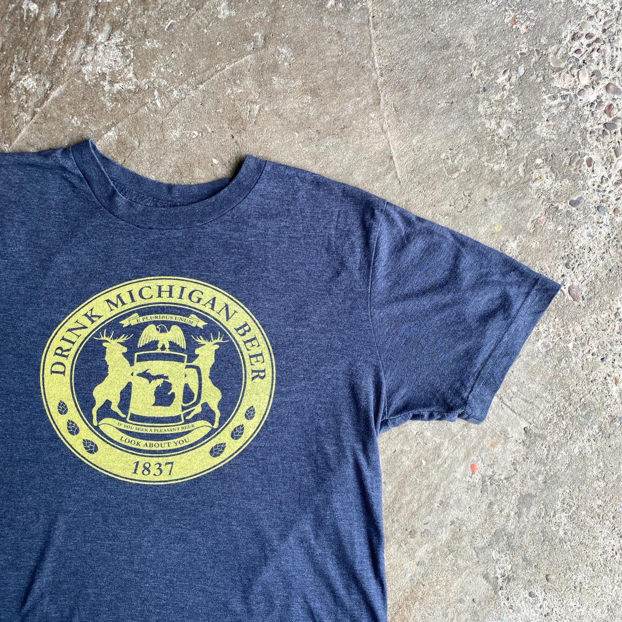 Navy ‘Drink Michigan Beer’ Graphic T-Shirt - M