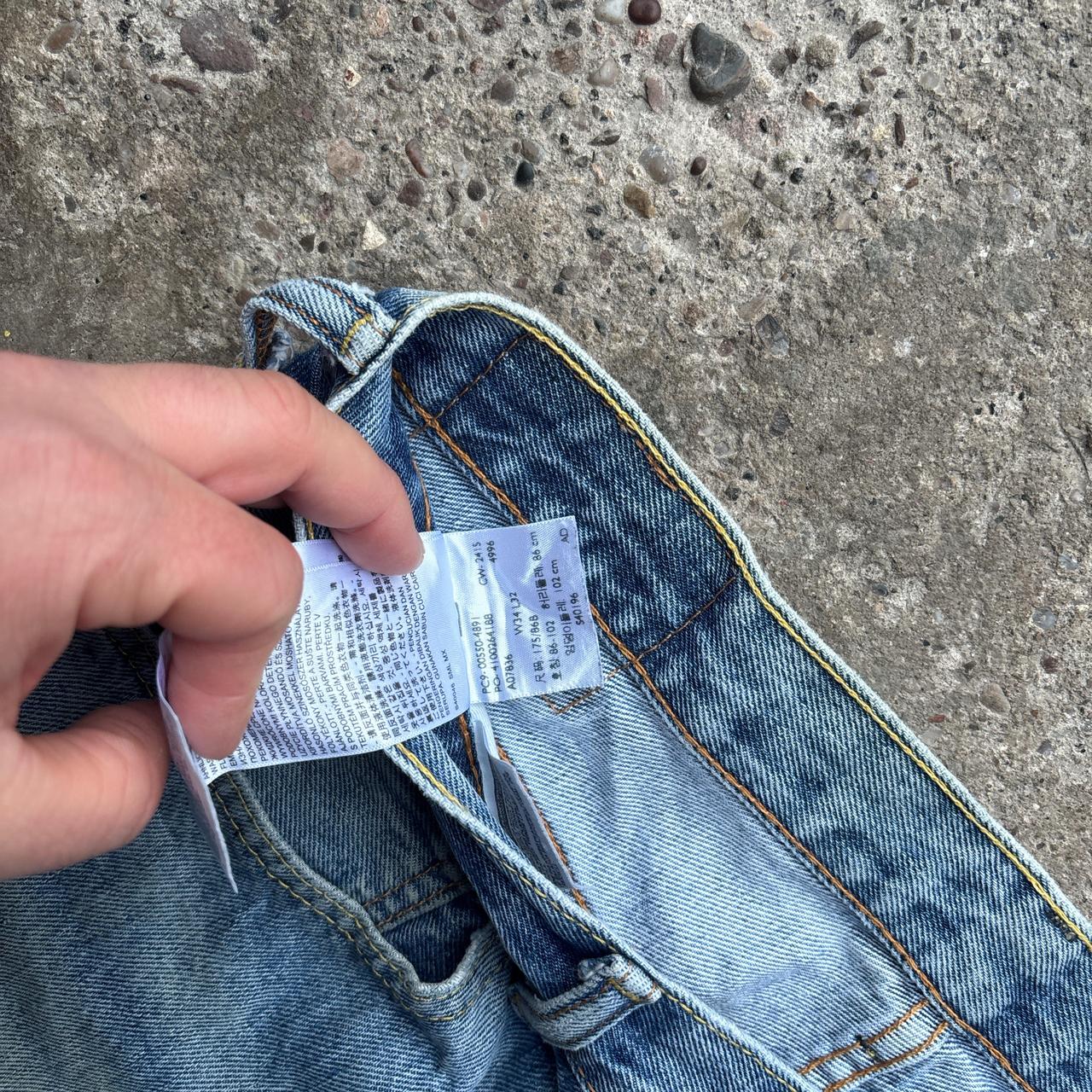 Blue Levi’s 550 Jeans - W34/L32